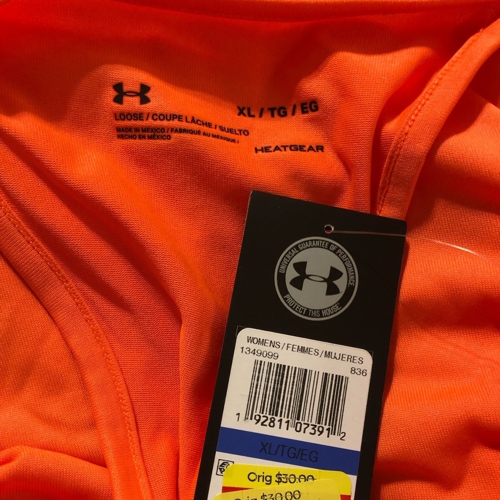 Under Armour Top - Picture 2 of 3